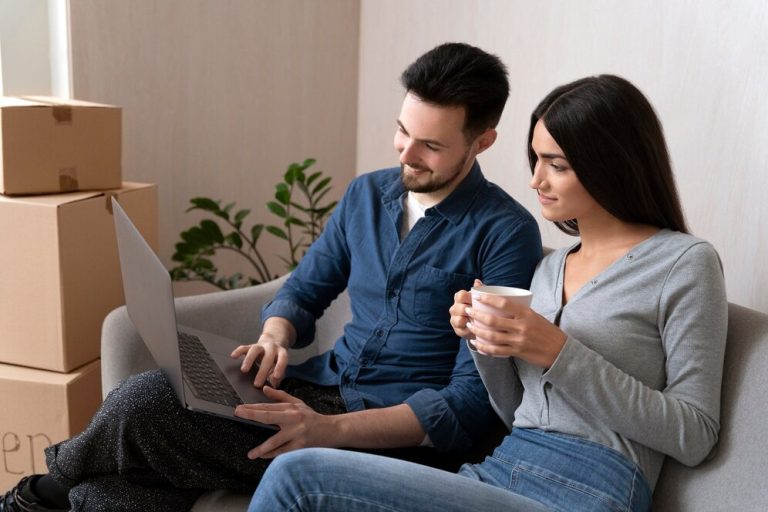 How to Save for a Down Payment a Complete Guide for Aspiring Homeowners