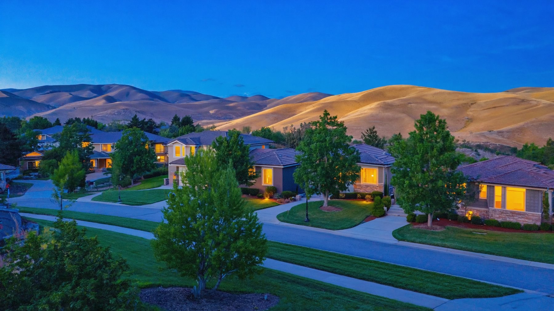 Homes in the San Ramon Valley at dusk