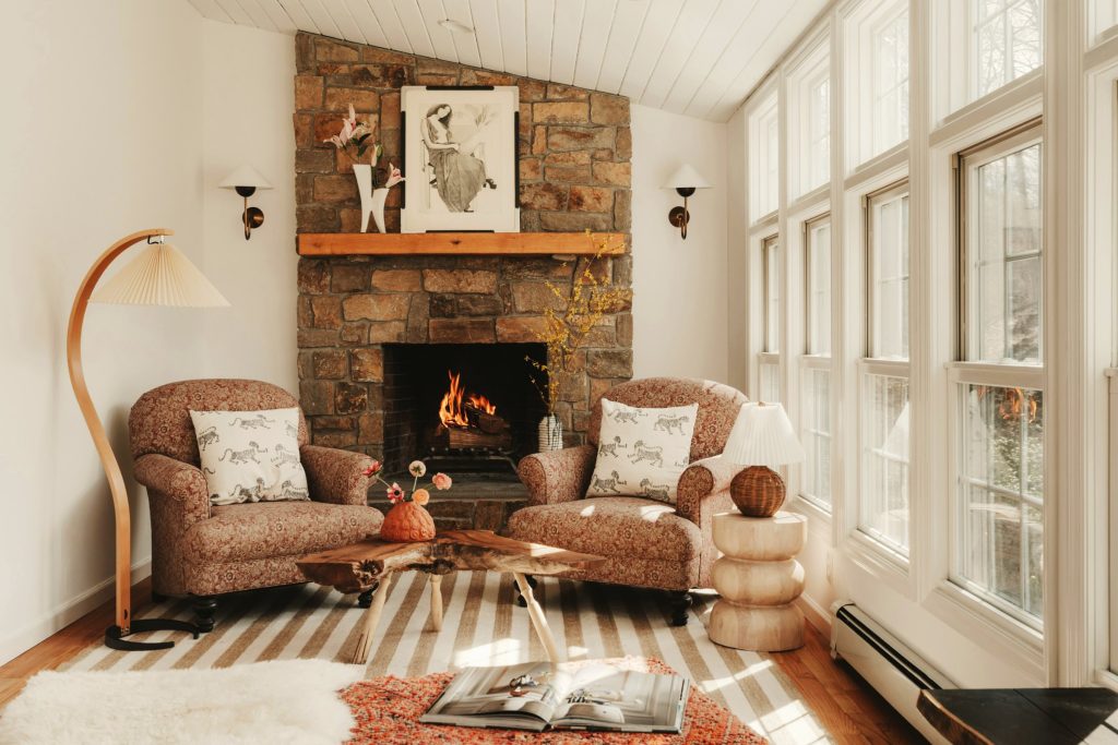 Using Autumn Decor Tastefully in Staging