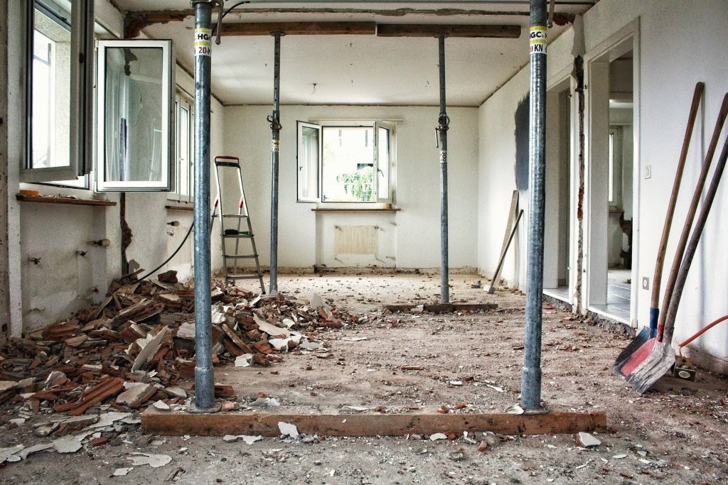 Buy and Hold vs. Fix and Flip: Which Investment Strategy Suits You?